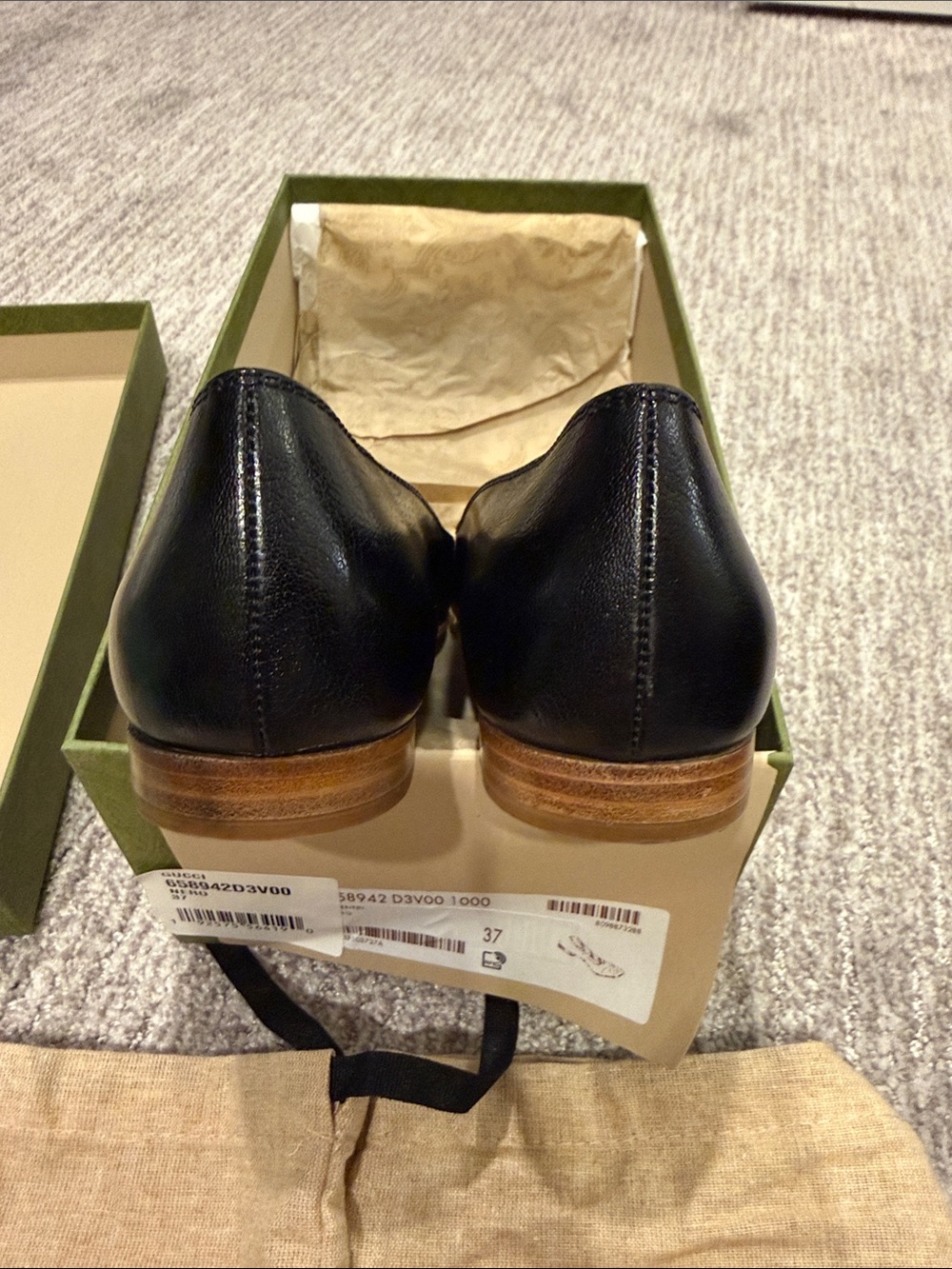 Gucci Black Leather Square-Toe Ballet Flats with Floral Insole - Picture 7 of 7